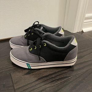 HEELYS
